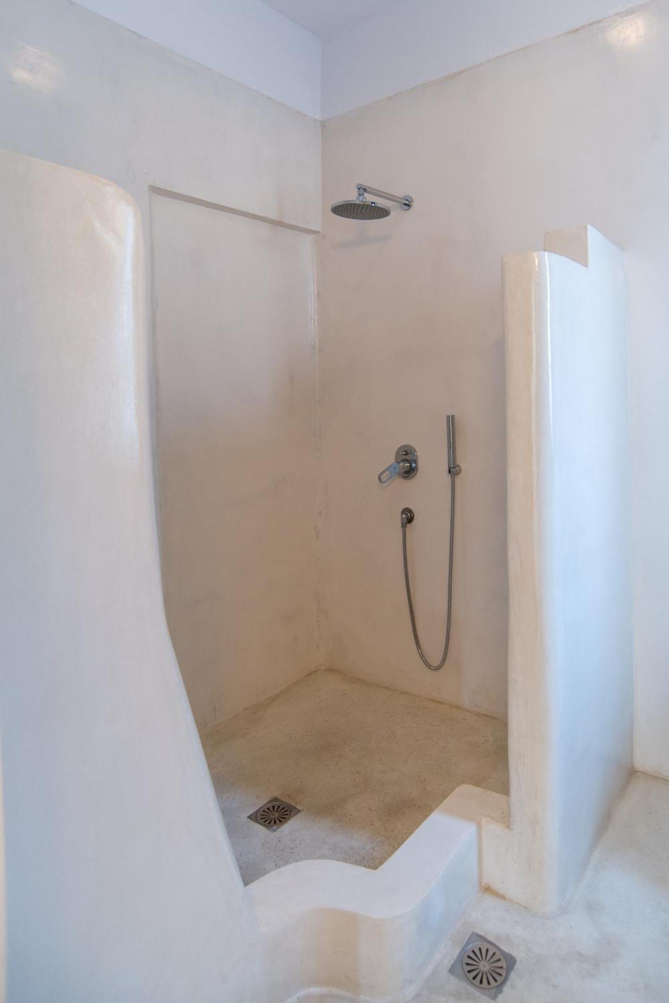 Lagadi Suites By K&K Messaria  Bilik gambar