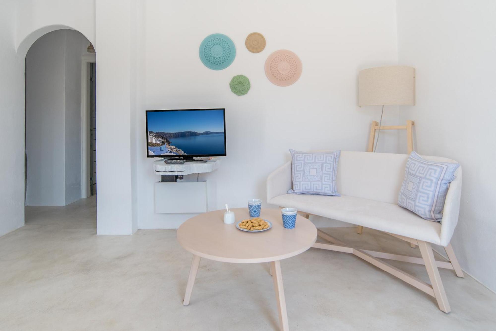 Lagadi Suites By K&K Messaria  Bilik gambar